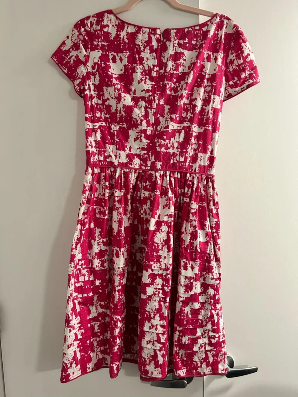 Oscar de la Renta Pink & White Abstract Fit-and-Flare Dress - Picture 4 of 5